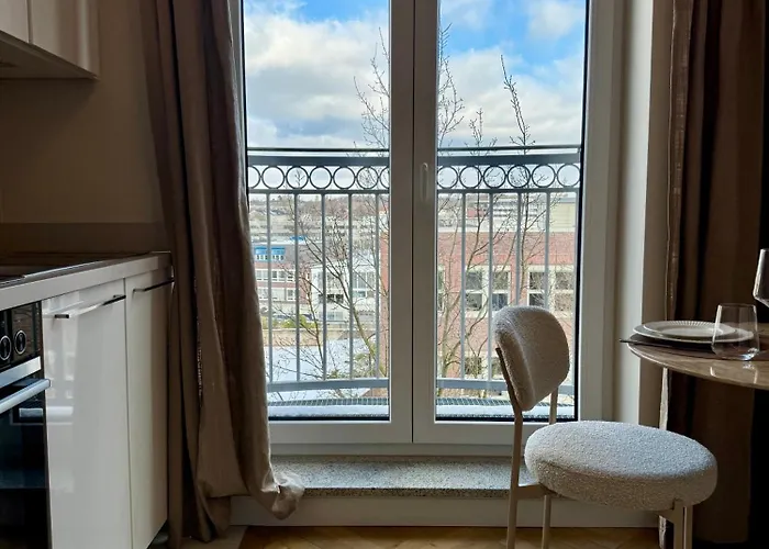 Cls Moderne City-wohnung Mit Smart-tv, Nespresso Maschine Inklusive Kapseln, Blick Ueber Hamburg, Cafe Im Haus, Bus Gegenueber, Flex Check-in Apartment Hamburg