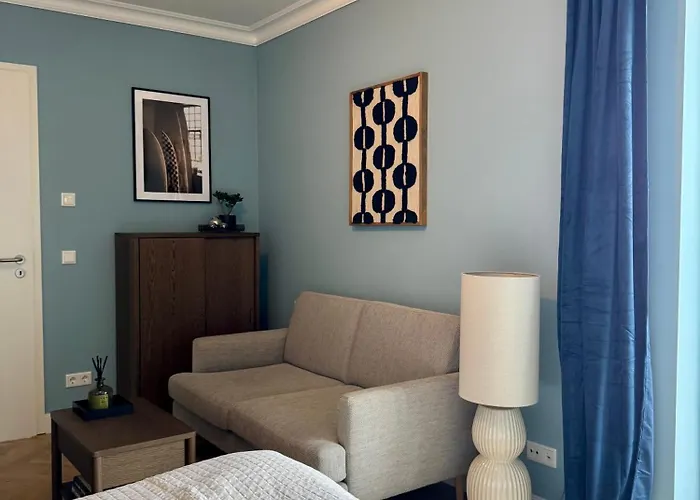 Cls Moderne City-wohnung Mit Smart-tv, Nespresso Maschine Inklusive Kapseln, Blick Ueber Hamburg, Cafe Im Haus, Bus Gegenueber, Flex Check-in * Hamburg